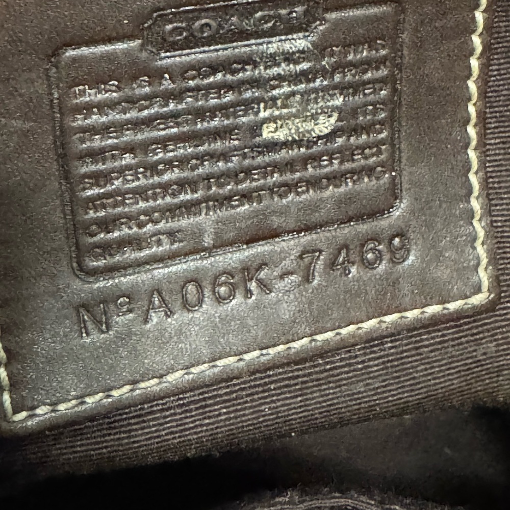 Coach Vintage Leather Brown and Cream Women's Bag - Picture 7 of 9